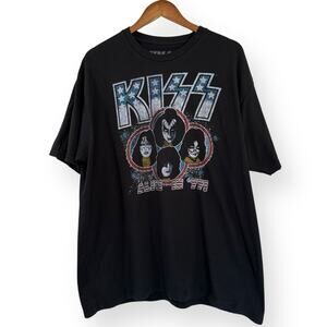 KISS Alive in 77 Concert T-Shirt Men’s XXL Reproduction Black Crewneck 2XL